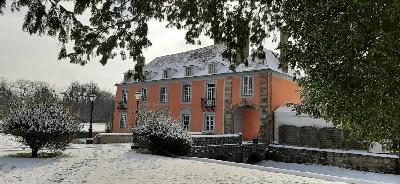 Le Manoir De Villefermoy Les Ecrennes Exterior foto